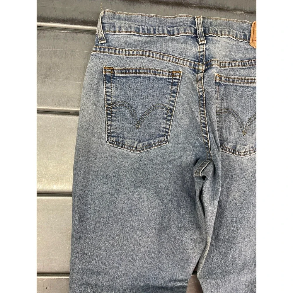 VTG Levis 550 Jeans Womens 12M 30X31 Blue Medium Wash‎ Denim Relaxed Boot Cut